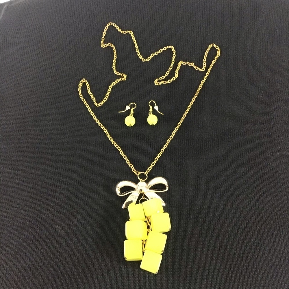 Necklace and Dangle Earring Set